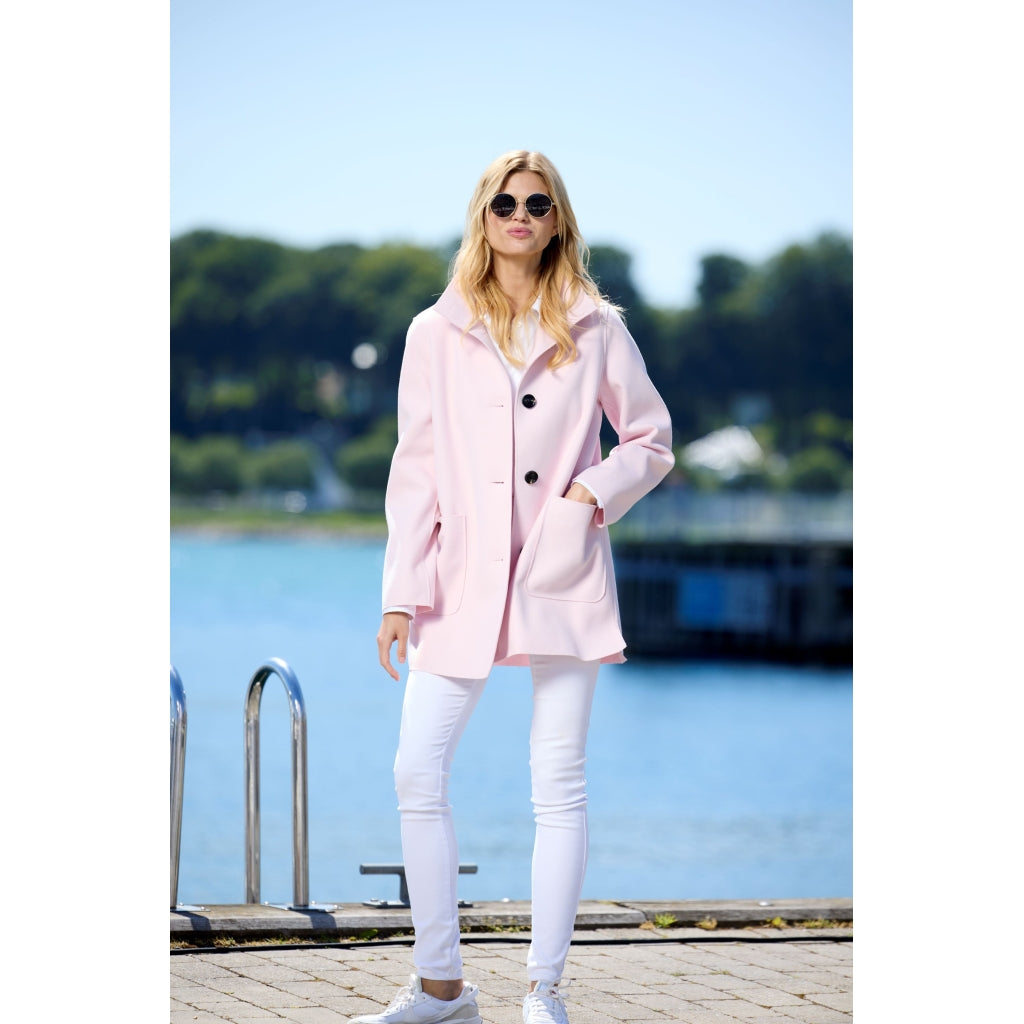 Junge Nanna Kv. 13 33-Rose
