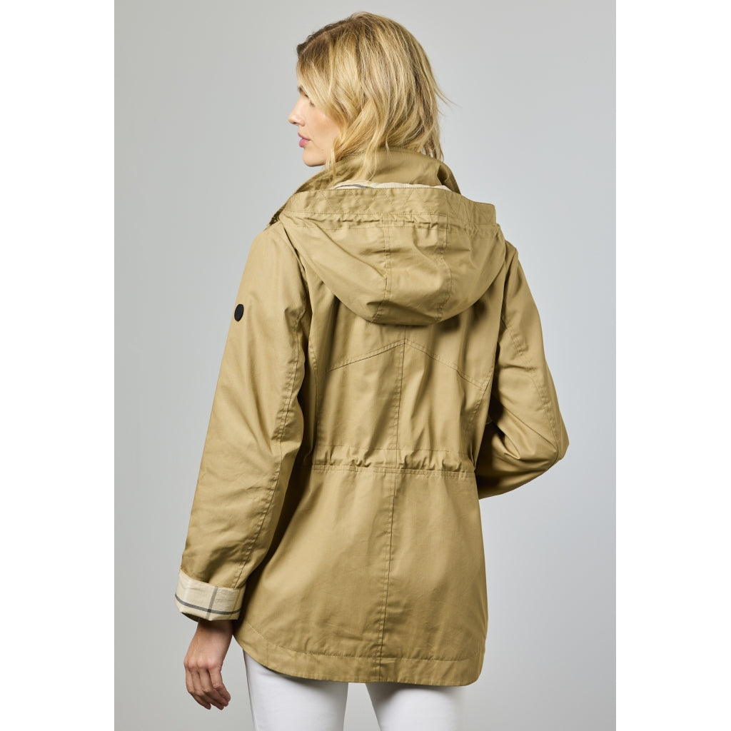 Junge Nicole Kv. 45 63-Camel